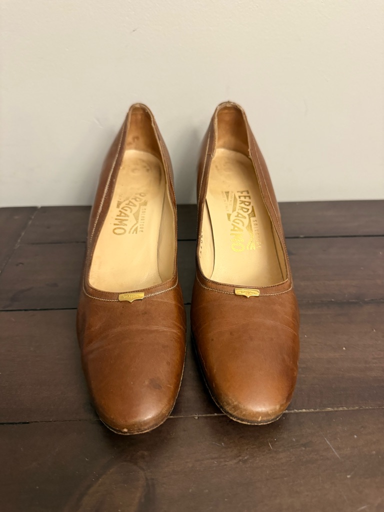 Salvatore Ferragamo Vintage Brown Leather Pumps Heels Women’s 7.5 Aaa Italy